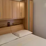 2 Bedroom Awesome Apartment In Okrug Gornji *