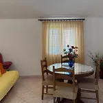 Apartment 2 Bedroom Awesome Apartment In Okrug Gornji